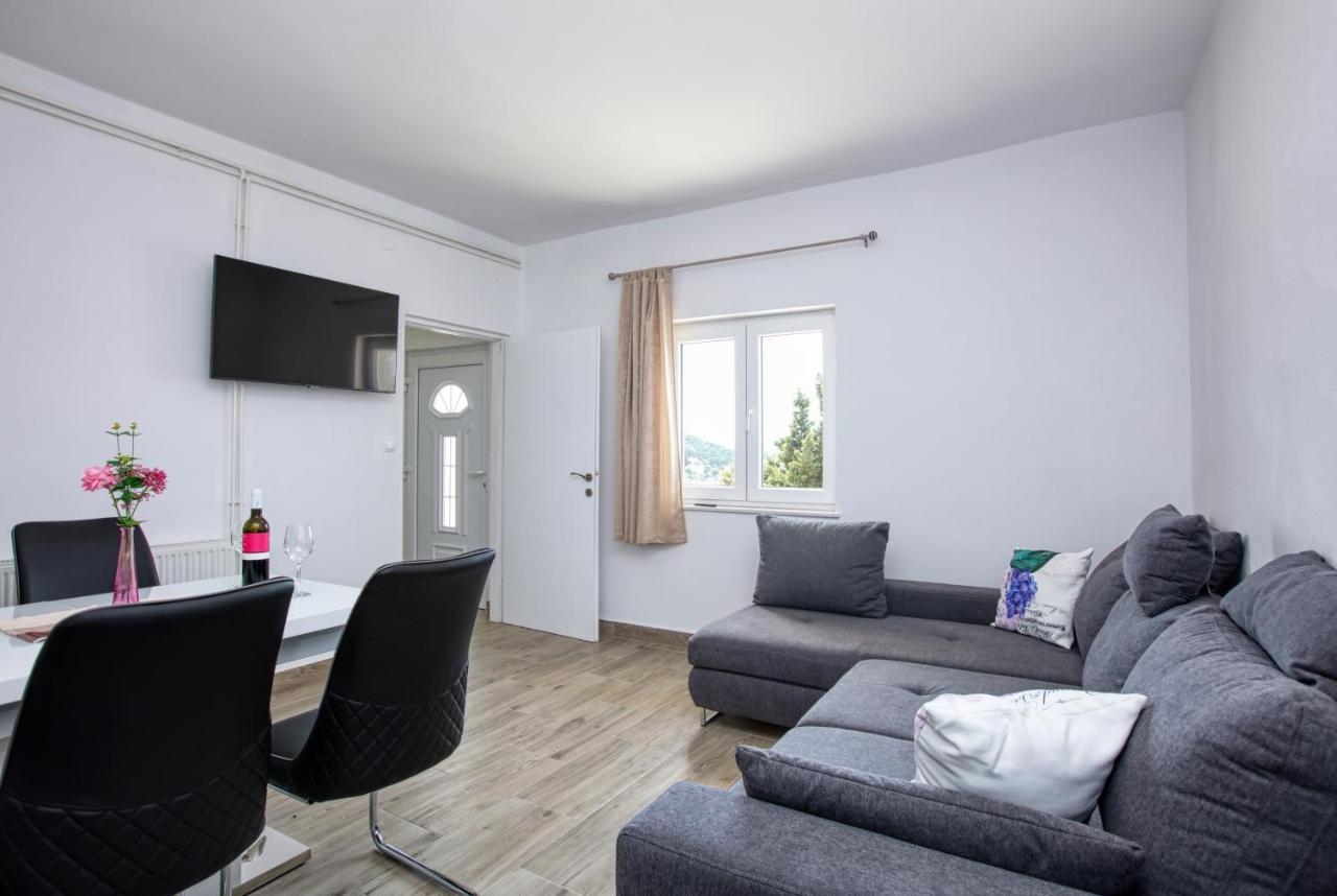 Apartment Tisno 5130C ภายนอก รูปภาพ