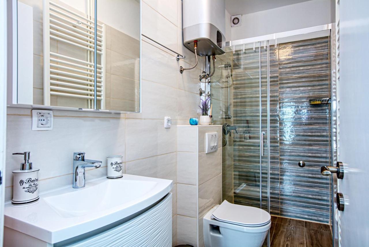 Apartment Tisno 5130C ภายนอก รูปภาพ